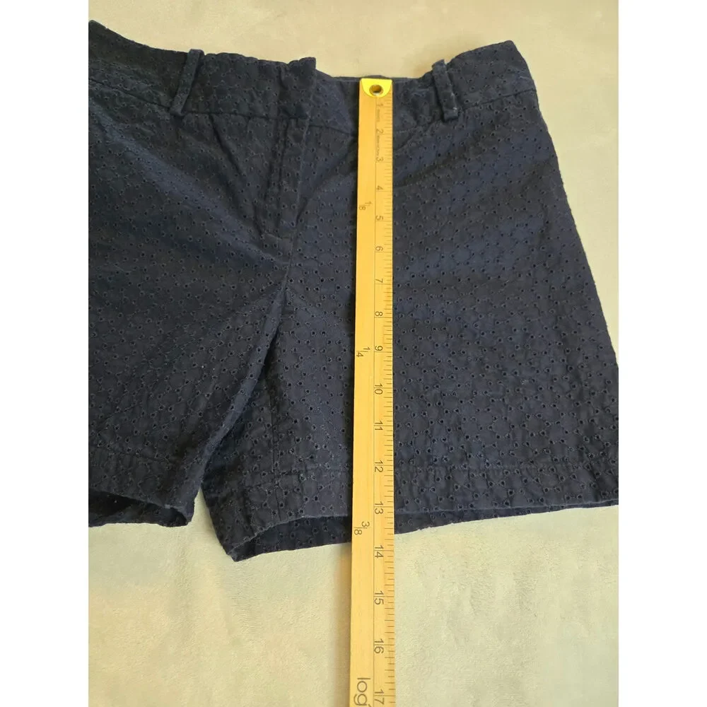Talbots Navy Eyelett Women's Shorts Size 4 - Picture 9 of 9